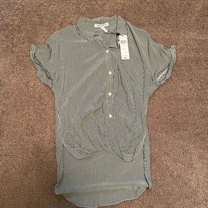 BCBGeneration High low stripe short sleeve shirt